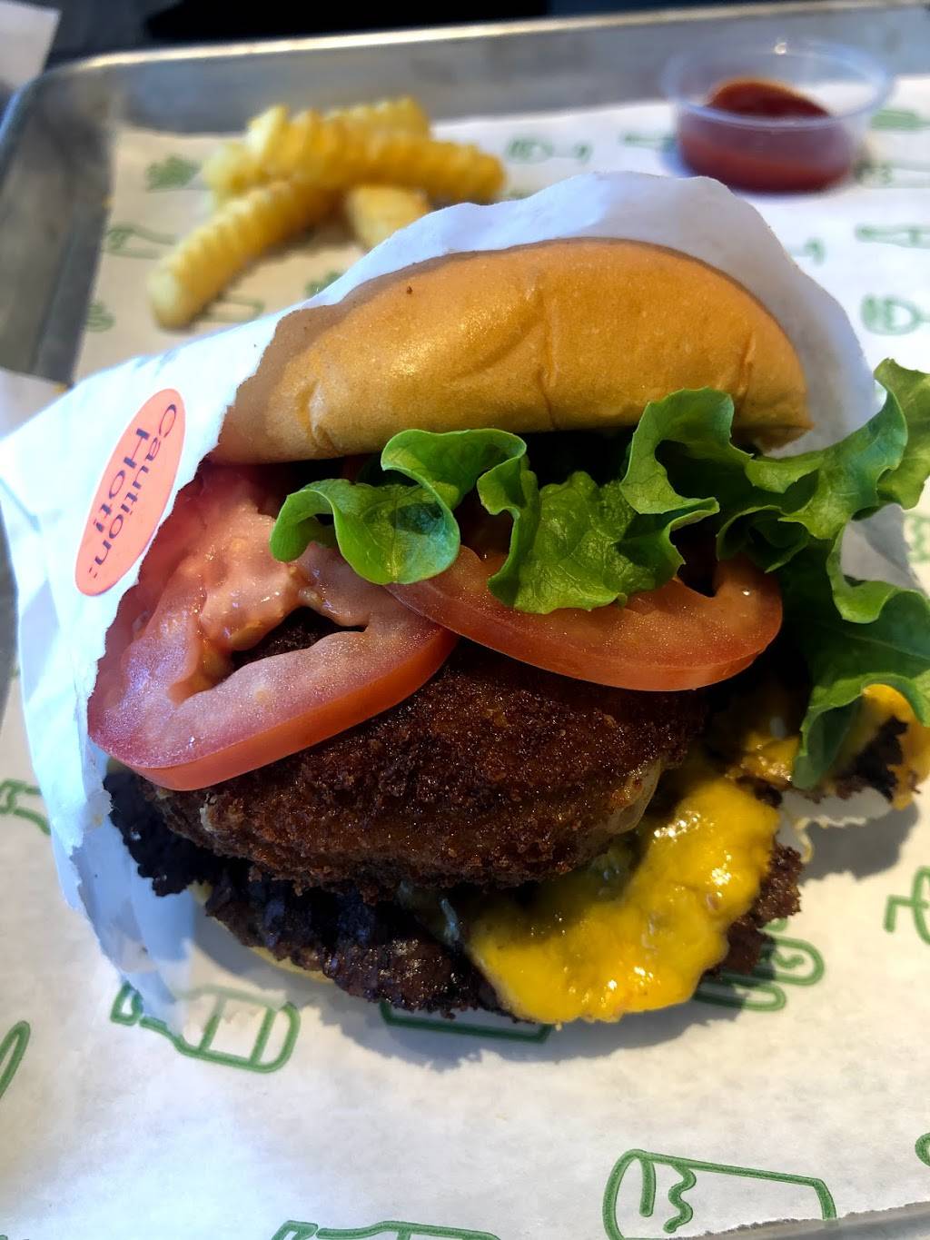Shake Shack | restaurant | 1 W 125th St, New York, NY 10027, USA | 9294727170 OR +1 929-472-7170