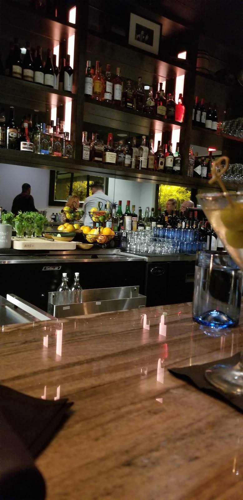 Hush Public House | restaurant | 14202 N Scottsdale Rd #167, Scottsdale, AZ 85254, USA | 4807585172 OR +1 480-758-5172