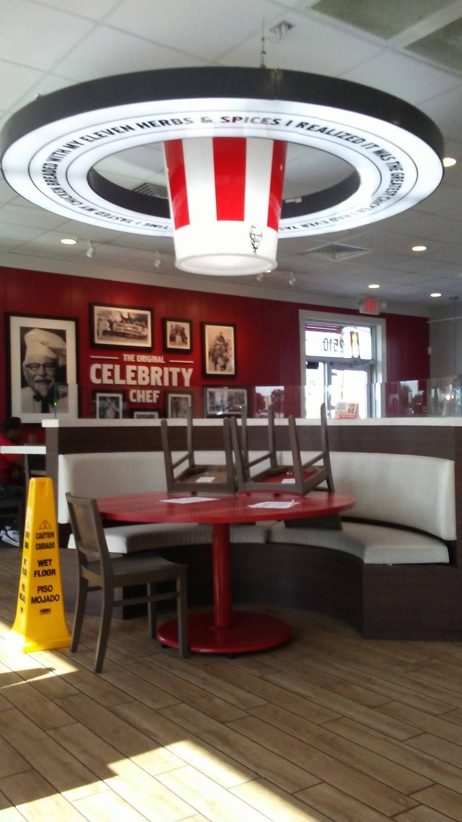 KFC | restaurant | 2510 SW Military Dr, San Antonio, TX 78224, USA | 2109982023 OR +1 210-998-2023