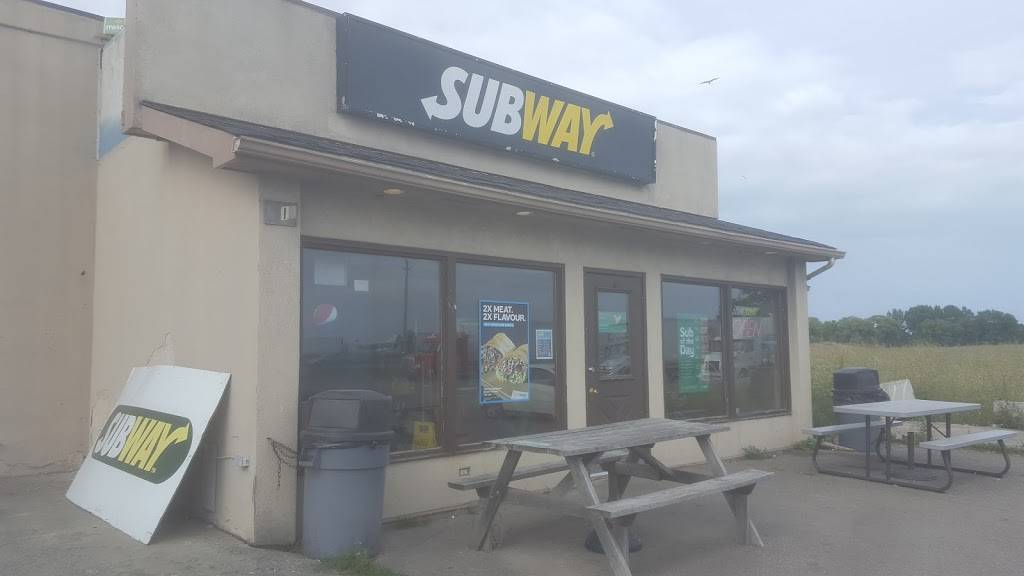 Subway | meal takeaway | 3311 N Service Rd, Vineland Station, ON L0R 2E0, Canada | 9055627749 OR +1 905-562-7749