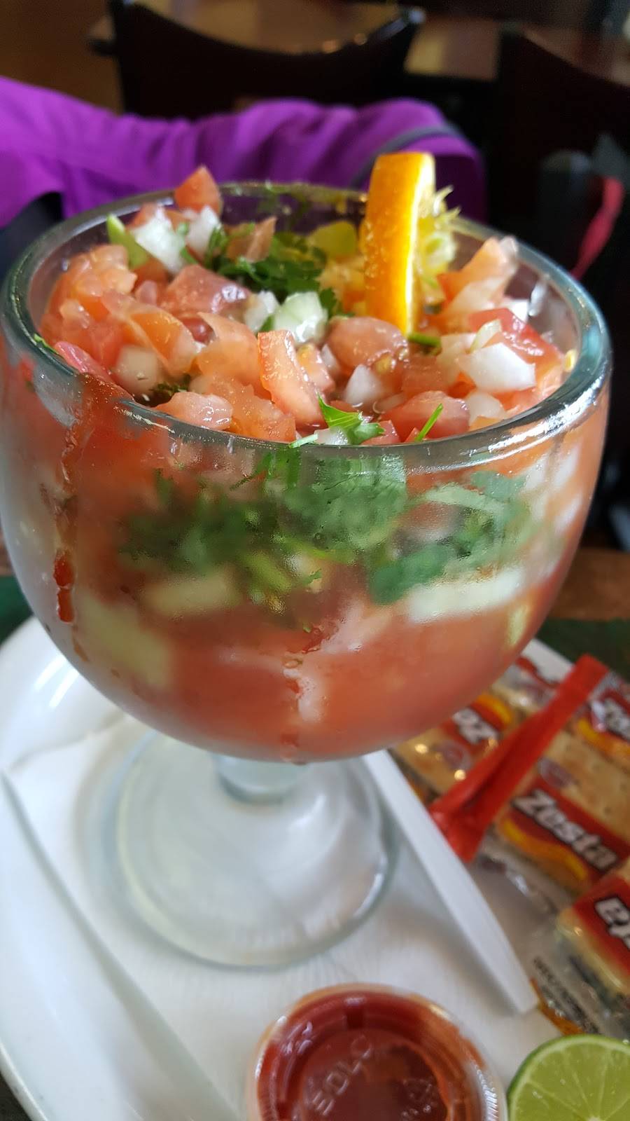 Las Delicias Sport Taqueria | restaurant | 29483 The Old Rd, Castaic, CA 91384, USA | 6612956992 OR +1 661-295-6992