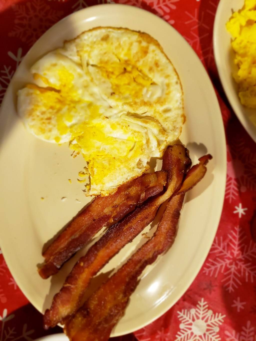 Trails Inn Restaurant | restaurant | 3007 US-82, Gainesville, TX 76240, USA | 9406688325 OR +1 940-668-8325