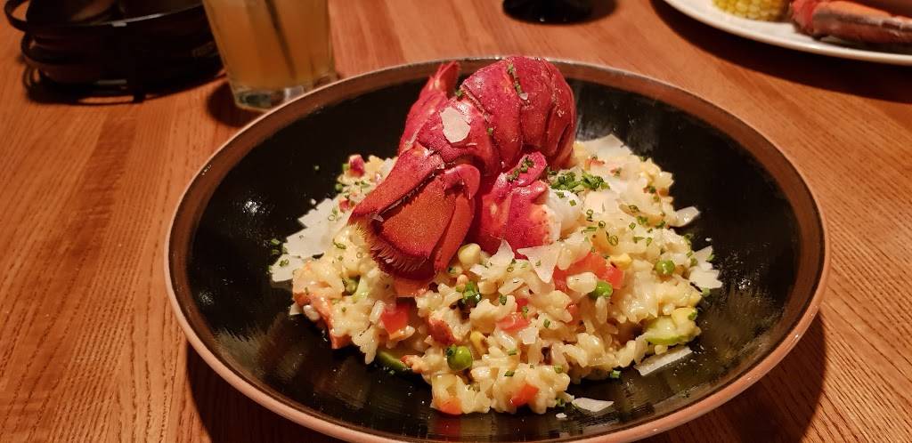 Top Catch at Joes Waterfront | restaurant | 100 Atlantic Ave, Boston, MA 02110, USA | 6173678700 OR +1 617-367-8700