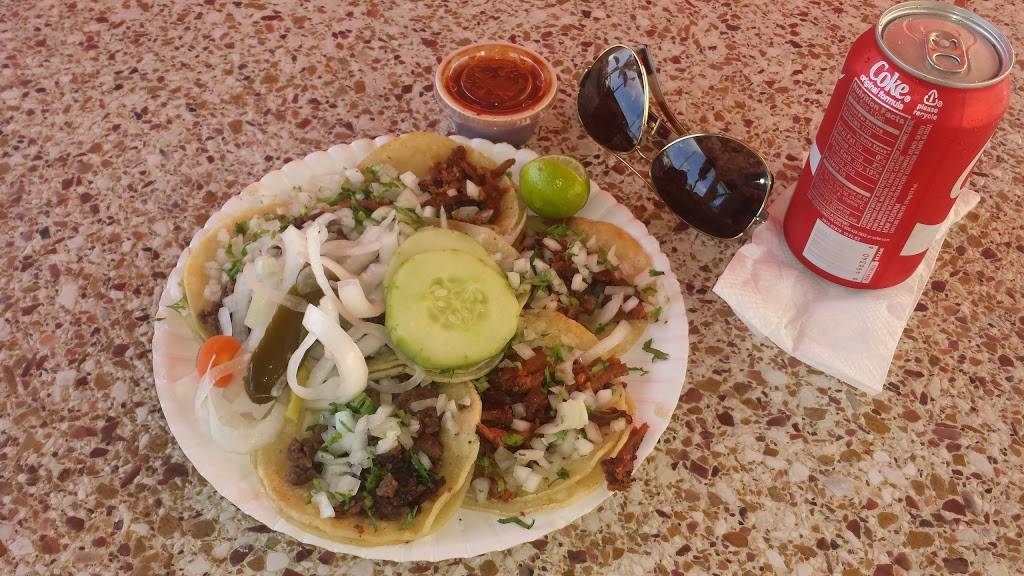 Santa Rita Jalisco Taco Truck | restaurant | 3900 E 1st St, Los Angeles, CA 90063, USA | 3232612738 OR +1 323-261-2738