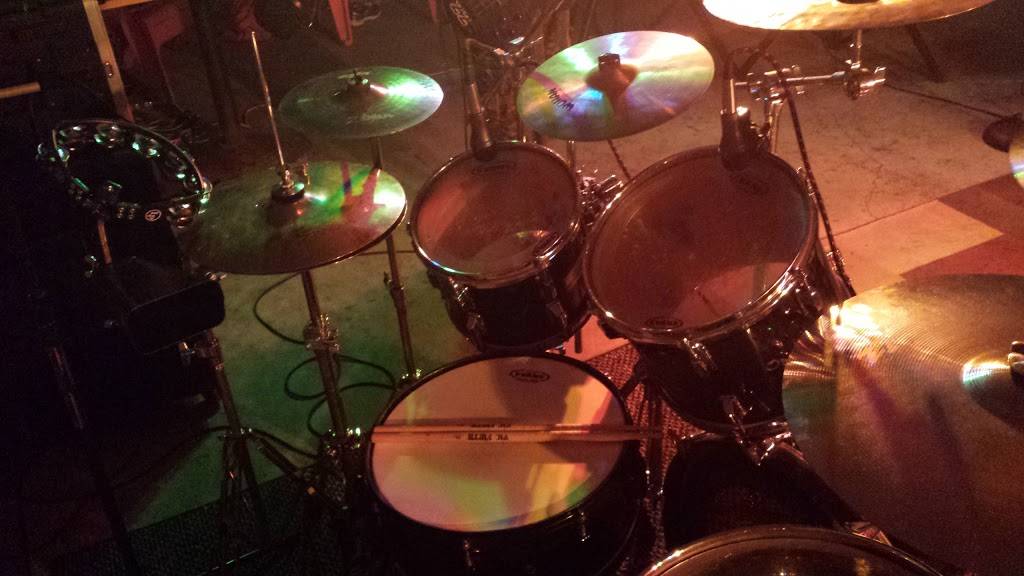 Gimpys on 150 | restaurant | 285 Knox Hwy 2, Rio, IL 61472, USA | 3099725616 OR +1 309-972-5616