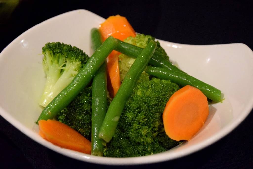 The Olive Tree | restaurant | 7005 Ritchie Hwy, Glen Burnie, MD 21061, USA | 4107618237 OR +1 410-761-8237