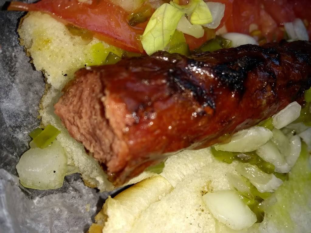 Harveys | restaurant | 1 Richmond Blvd, Napanee, ON K7R 3S3, Canada | 6133548944 OR +1 613-354-8944