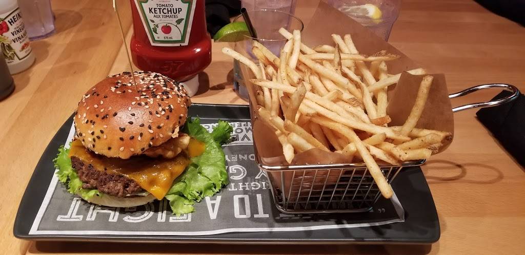 Shoeless Joes Sports Grill | restaurant | 89 King St, London, ON N6A 1C1, Canada | 5196016040 OR +1 519-601-6040