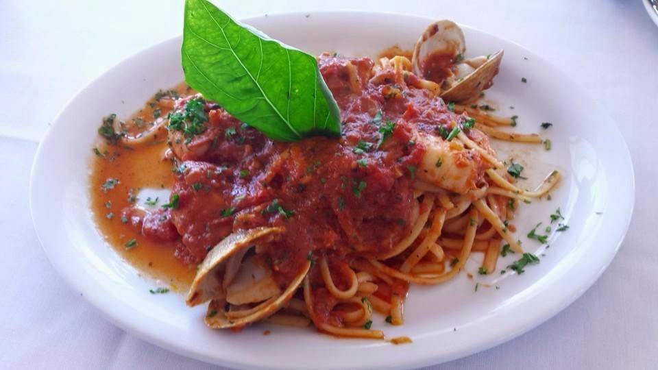 Lakeside Anchor Inn | restaurant | 2412 Floral Rd, Lantana, FL 33462, USA | 5618685900 OR +1 561-868-5900