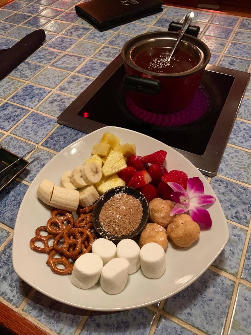 Little Dipper Fondue | restaurant | 138 S Front St, Wilmington, NC 28401, USA | 9102510433 OR +1 910-251-0433