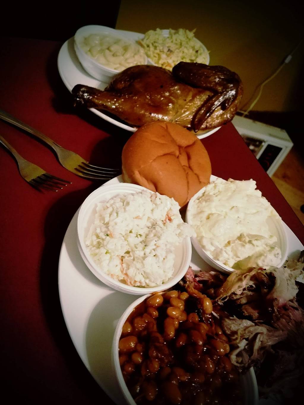 Jeromes Fine Swine & BBQ | restaurant | 13212 TN-28, Whitwell, TN 37397, USA | 4236588550 OR +1 423-658-8550