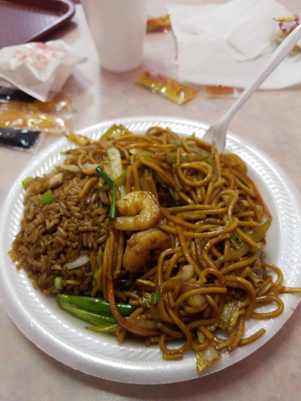 China Town | restaurant | 9440 E State Rte 350, Raytown, MO 64133, USA | 8163137800 OR +1 816-313-7800
