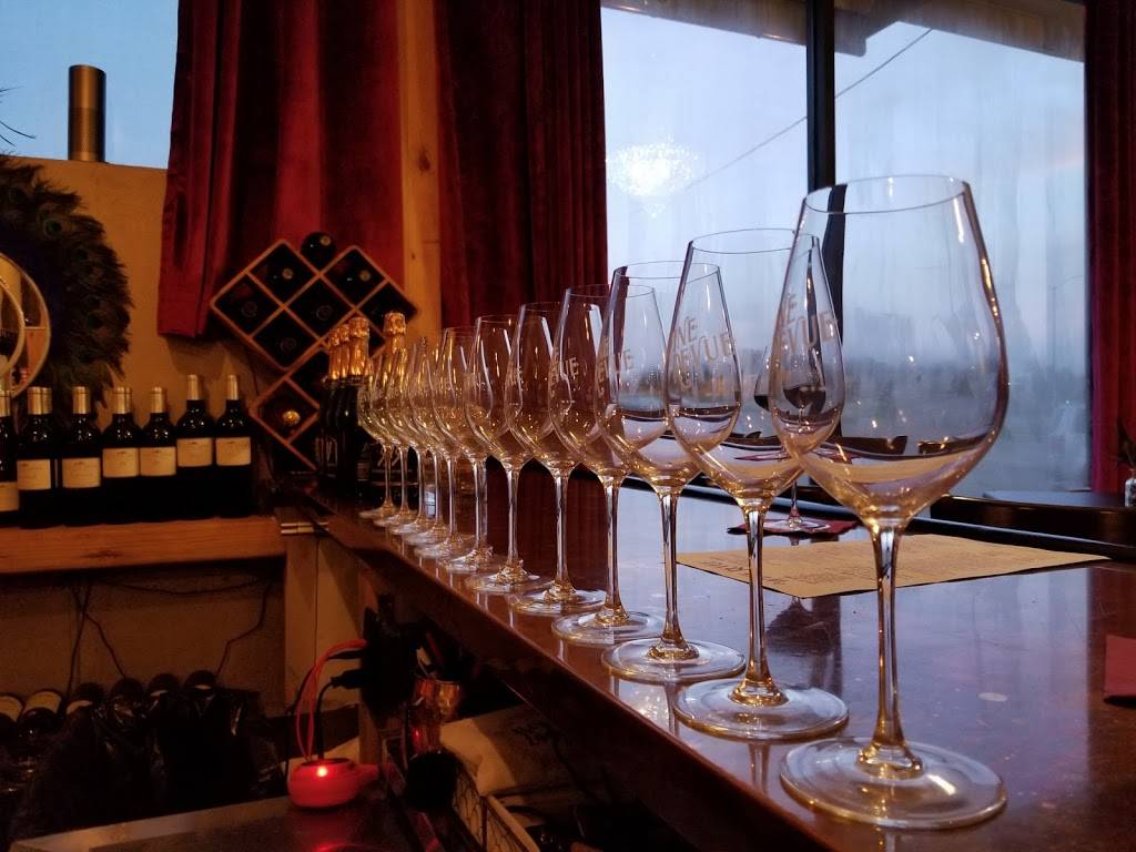 Wine Revue | restaurant | 219 Parking Way, Lake Jackson, TX 77566, USA | 9792928180 OR +1 979-292-8180
