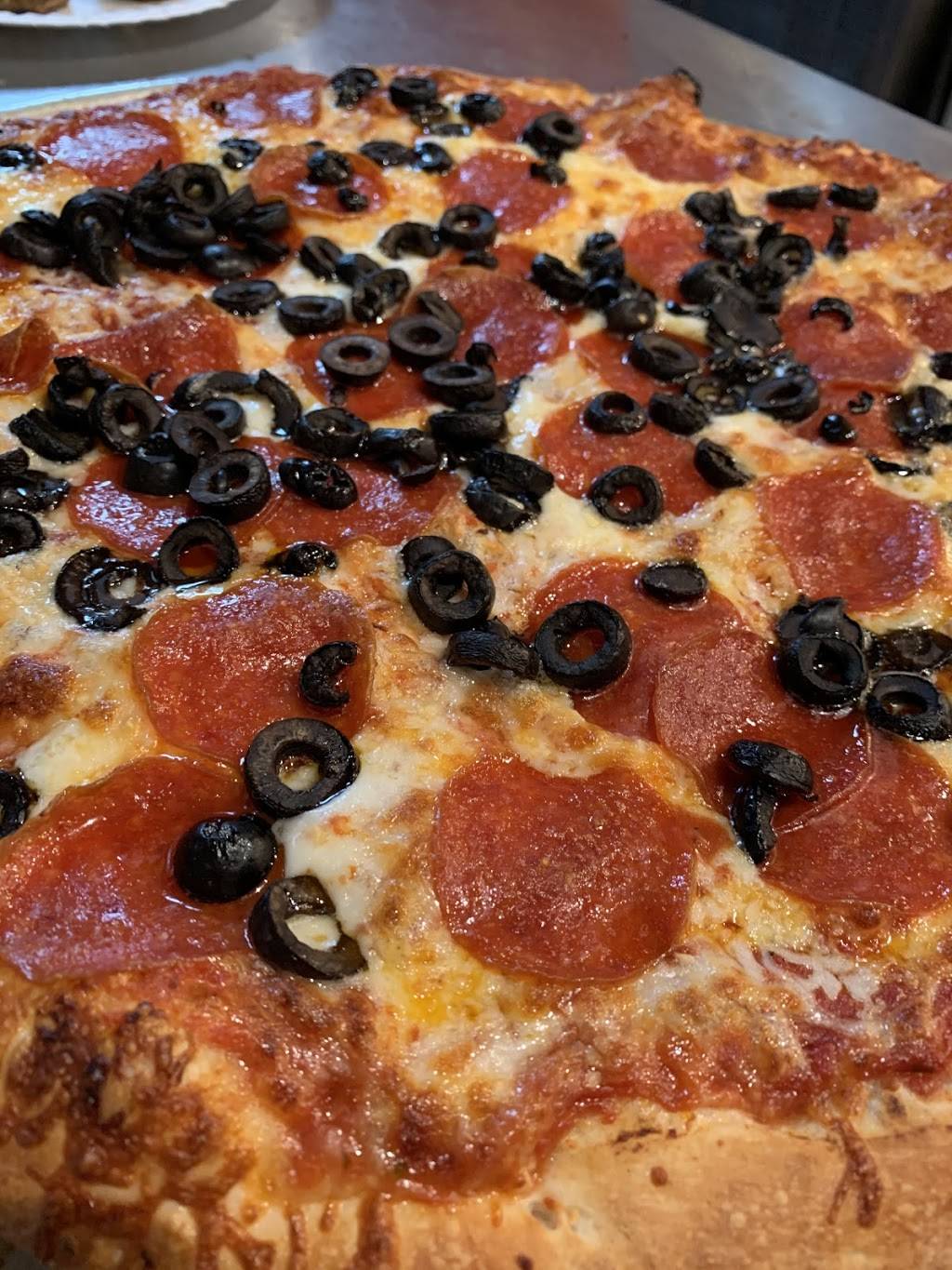 Pizza Factory Monterey | restaurant | 2339 N Fremont St, Monterey, CA 93940, USA | 8317471028 OR +1 831-747-1028