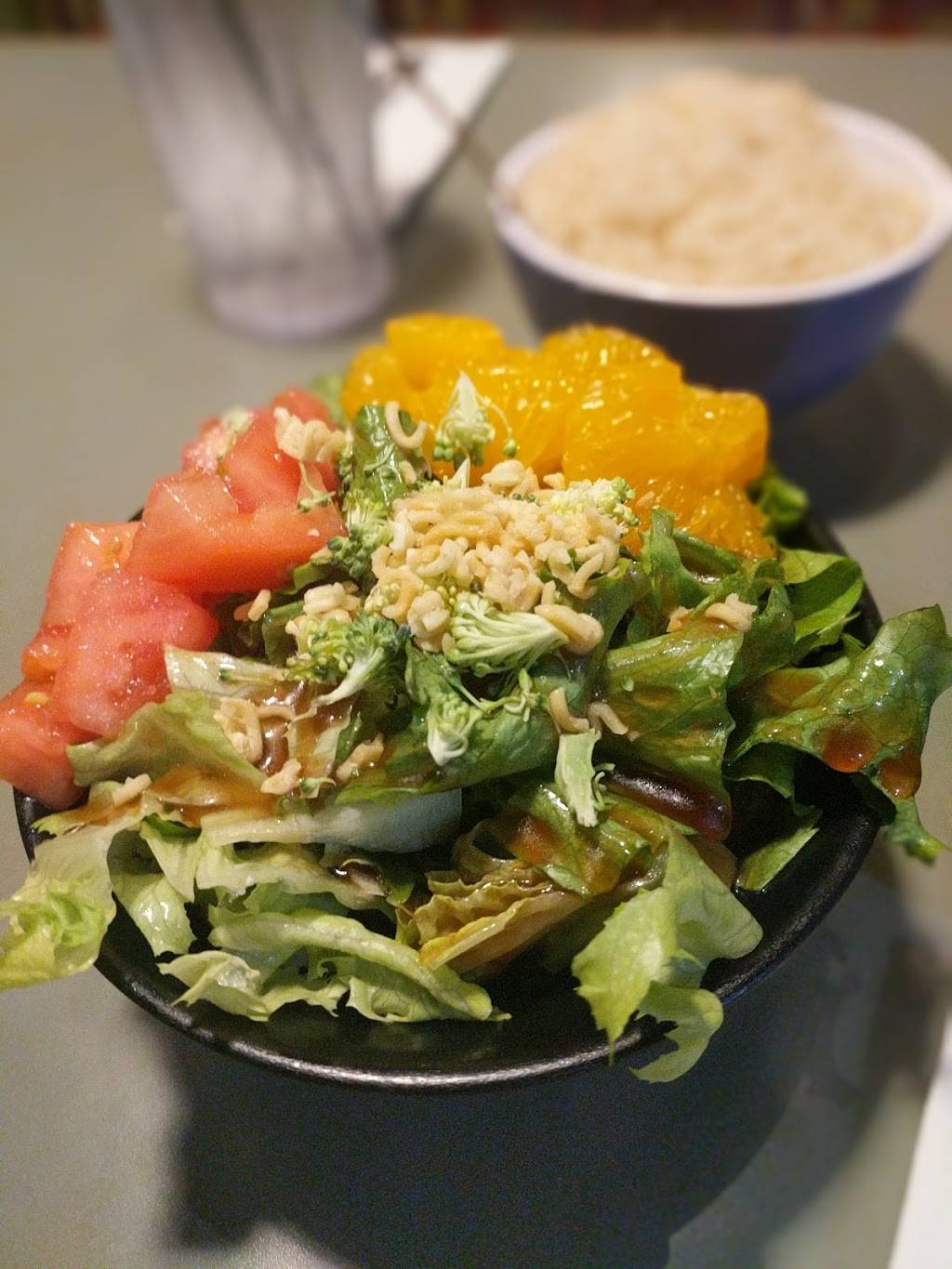 HuHot Mongolian Grill | restaurant | 3802 Buttonwood Dr, Columbia, MO 65201, USA | 5738742000 OR +1 573-874-2000