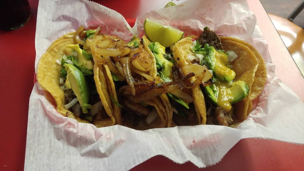 La Tiendita On Market | restaurant | 111 W Market St, New Albany, IN 47150, USA | 8126712612 OR +1 812-671-2612