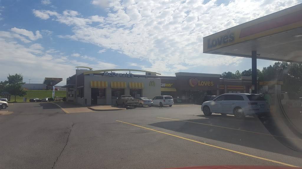 Subway | restaurant | 200 Lower River Rd, Charleston, TN 37310, USA | 4237809171 OR +1 423-780-9171