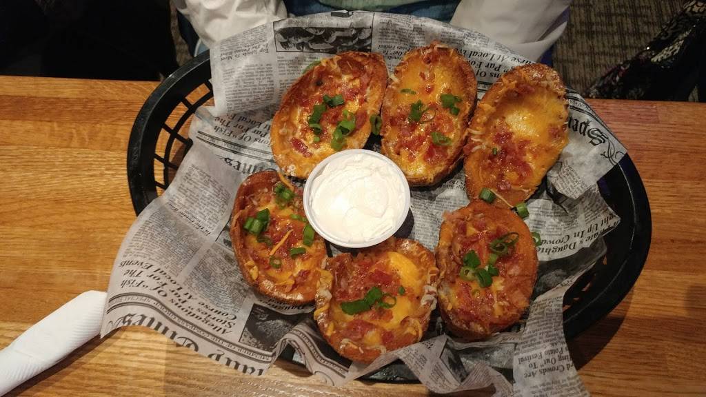 The Old Bag Of Nails Pub | restaurant | 101 E Alex Bell Rd, Centerville, OH 45459, USA | 9379525749 OR +1 937-952-5749