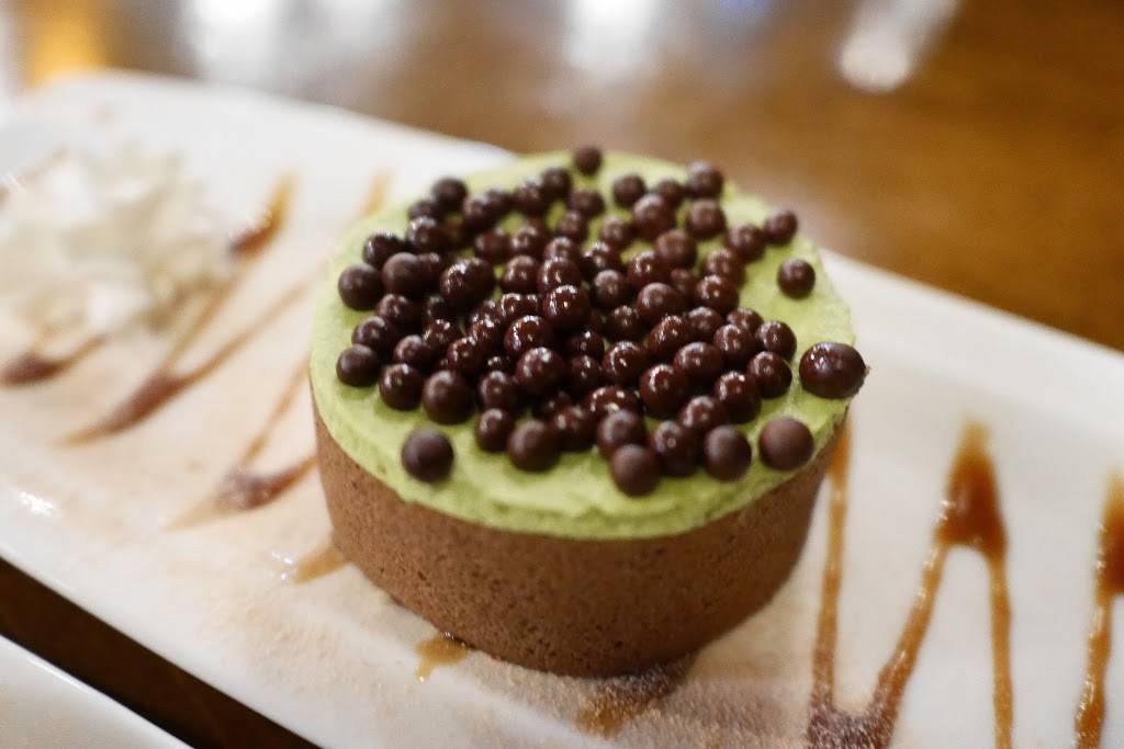 Green Grotto | cafe | 3920 Grand Park Dr #8, Mississauga, ON L5B 4M6, Canada | 9052760909 OR +1 905-276-0909