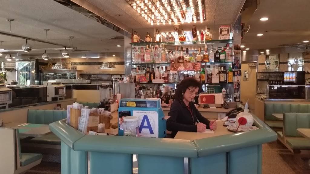 Floridian Diner | restaurant | 2301 Flatbush Ave, Brooklyn, NY 11234, USA | 7183771895 OR +1 718-377-1895