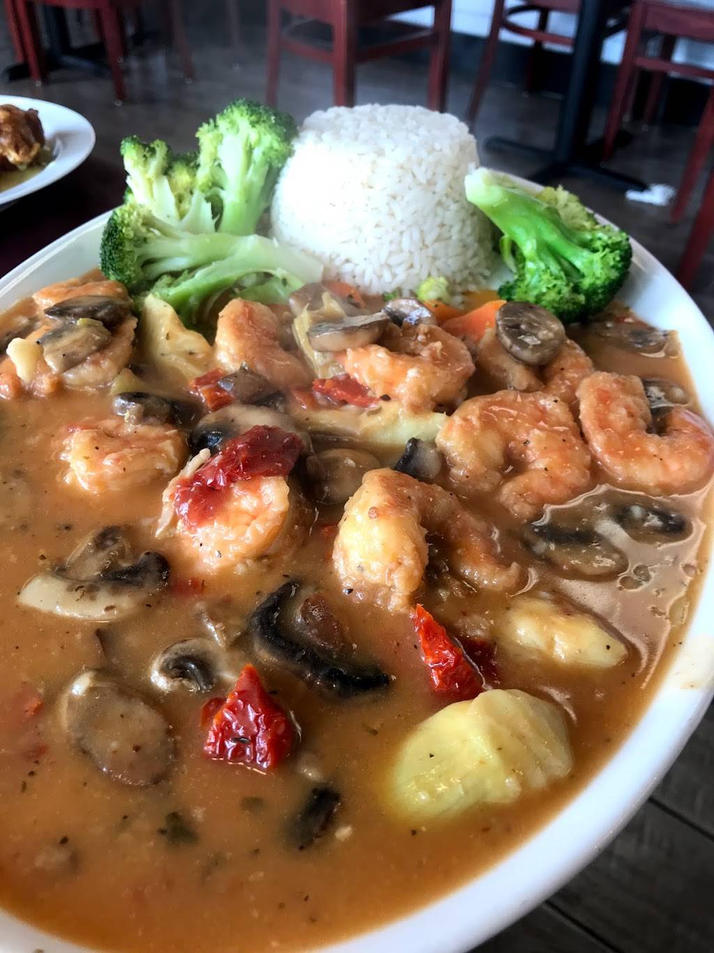 CHEZ WINGS & BBQ RESTAURANT | restaurant | 105 SW 6th St, Pompano Beach, FL 33060, USA | 9545864431 OR +1 954-586-4431