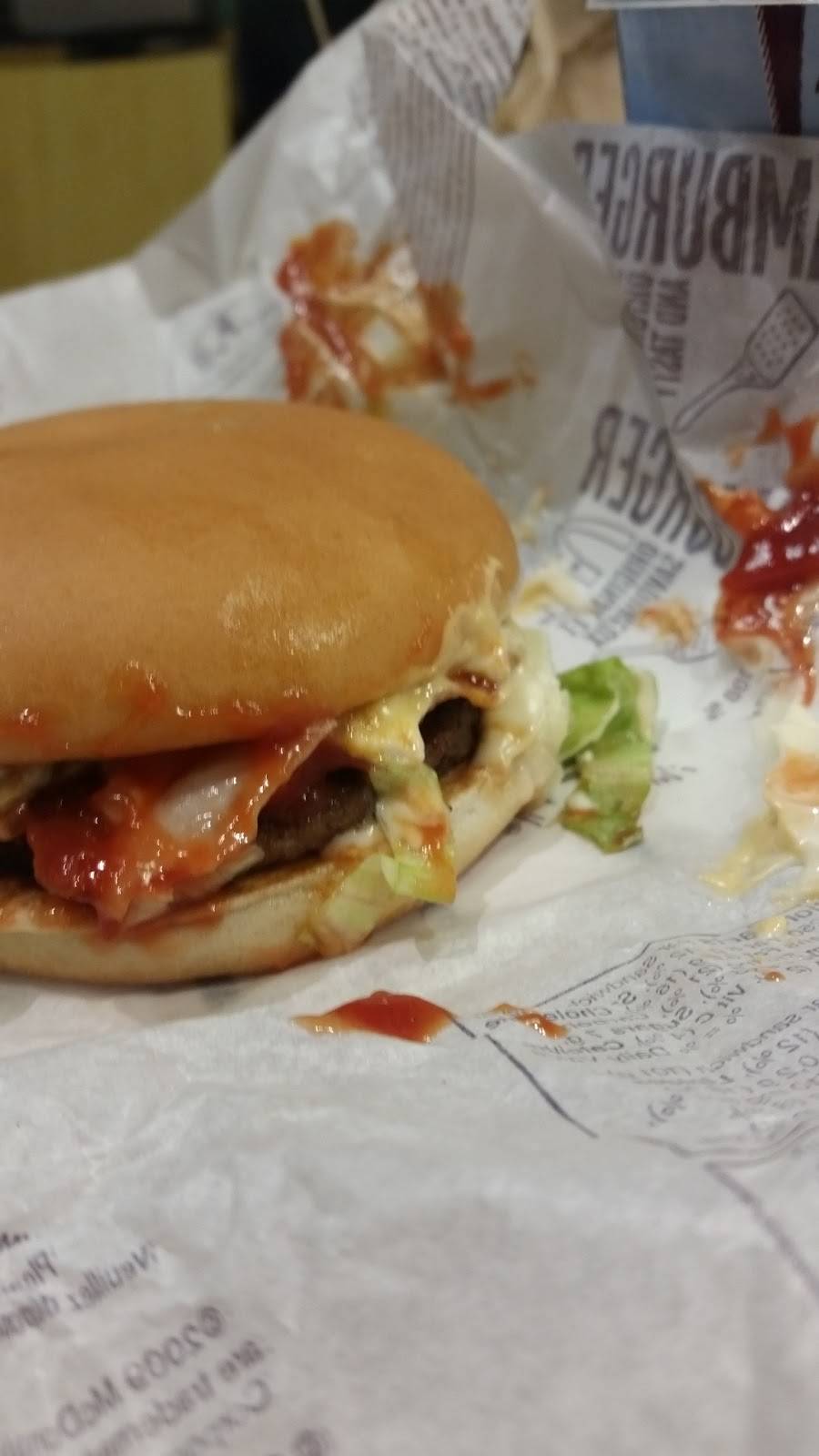 McDonalds | cafe | 4 Rue J. F. Kennedy, Saint-Jérôme, QC J7Y 4B4, Canada | 4504386368 OR +1 450-438-6368