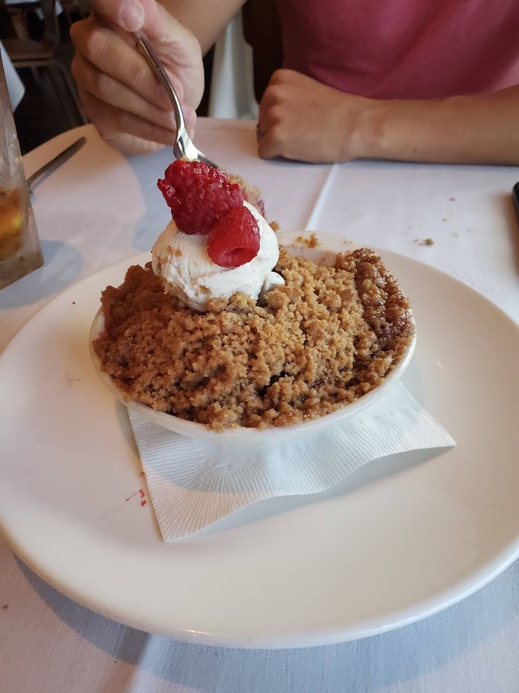 Salum Restaurant | restaurant | 4152 Cole Ave, Dallas, TX 75204, USA | 2142529604 OR +1 214-252-9604