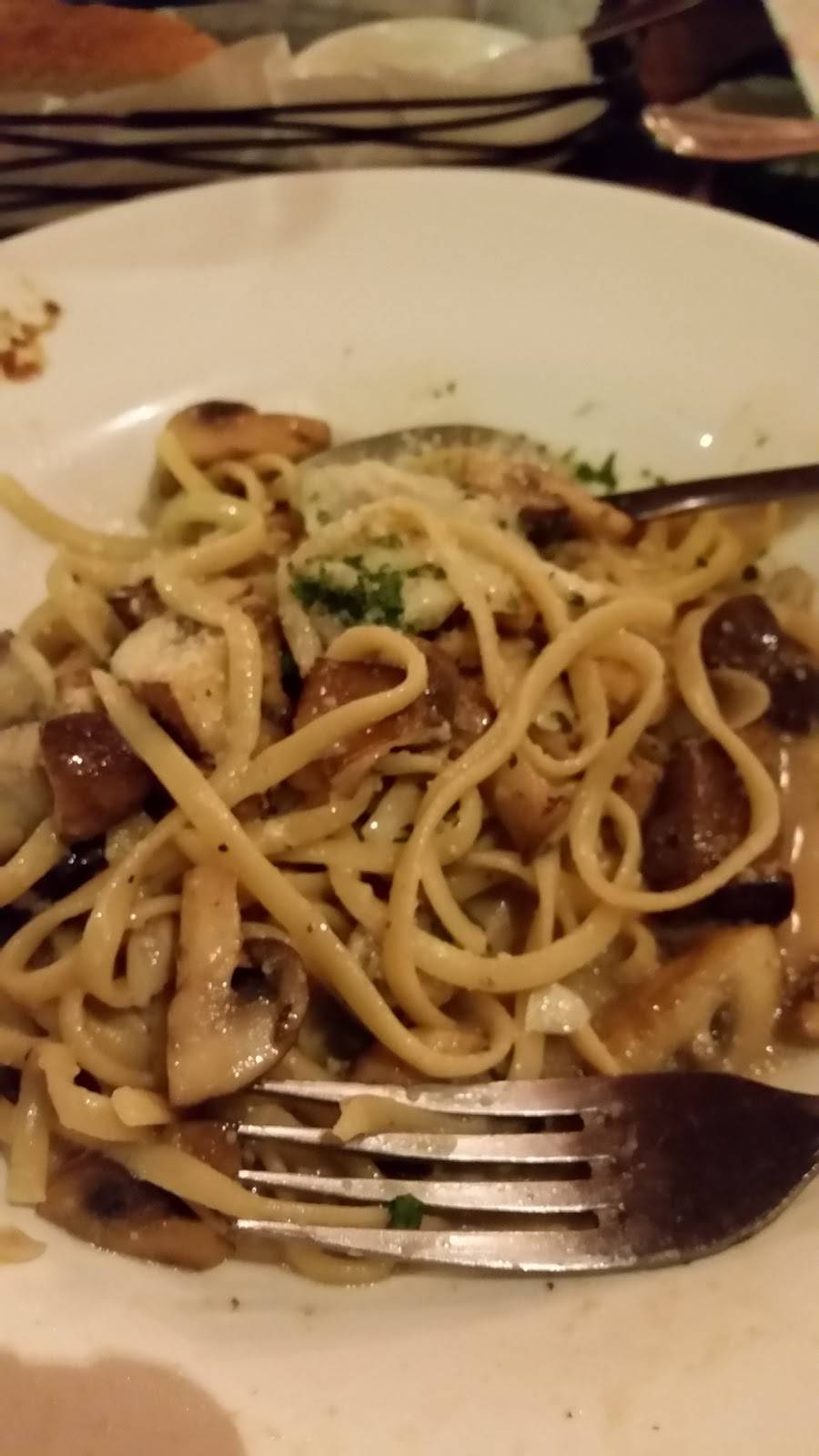 Pinos Contemporary Italian Restaurant | restaurant | 6738 Reynolds St, Pittsburgh, PA 15206, USA | 4123611336 OR +1 412-361-1336