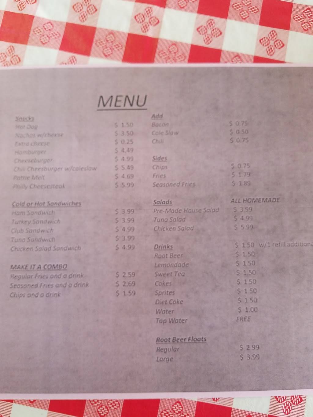 Moores Snacks And Sno-cones | restaurant | Holly Springs, MS 38635, USA | 6623471099 OR +1 662-347-1099