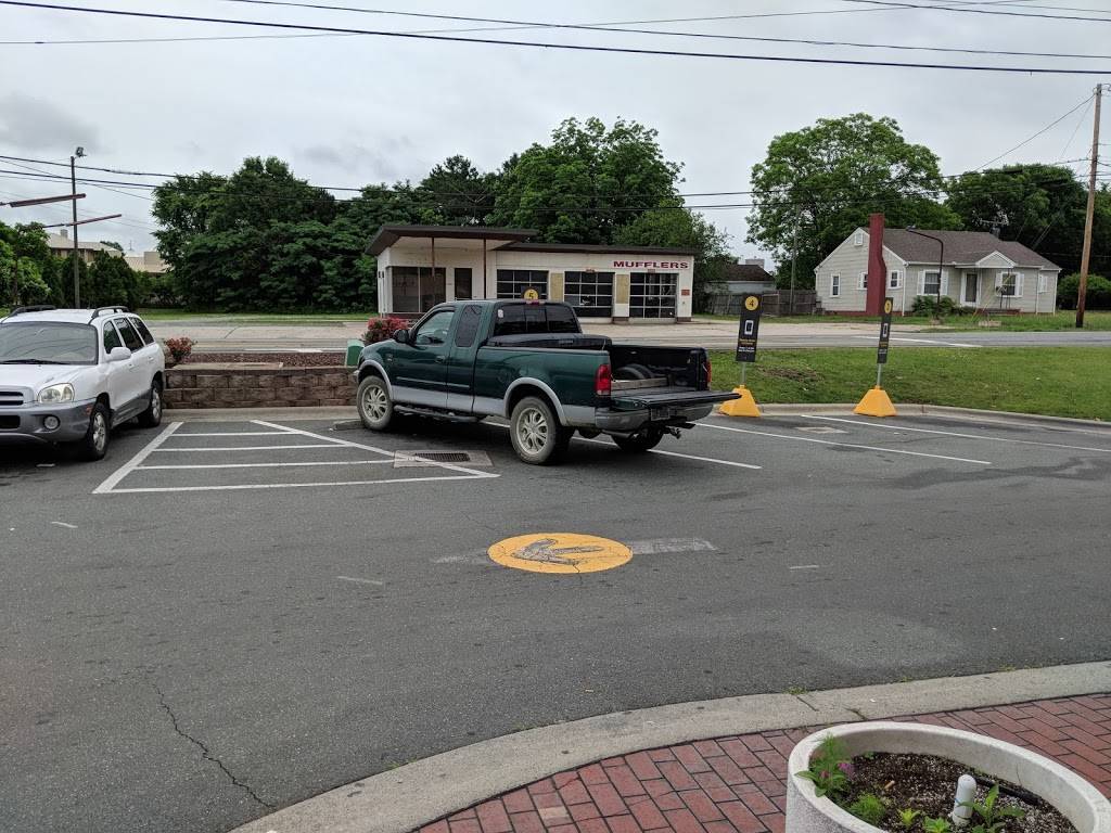 McDonalds | cafe | 1904 W Webb Ave, Burlington, NC 27217, USA | 3362269288 OR +1 336-226-9288