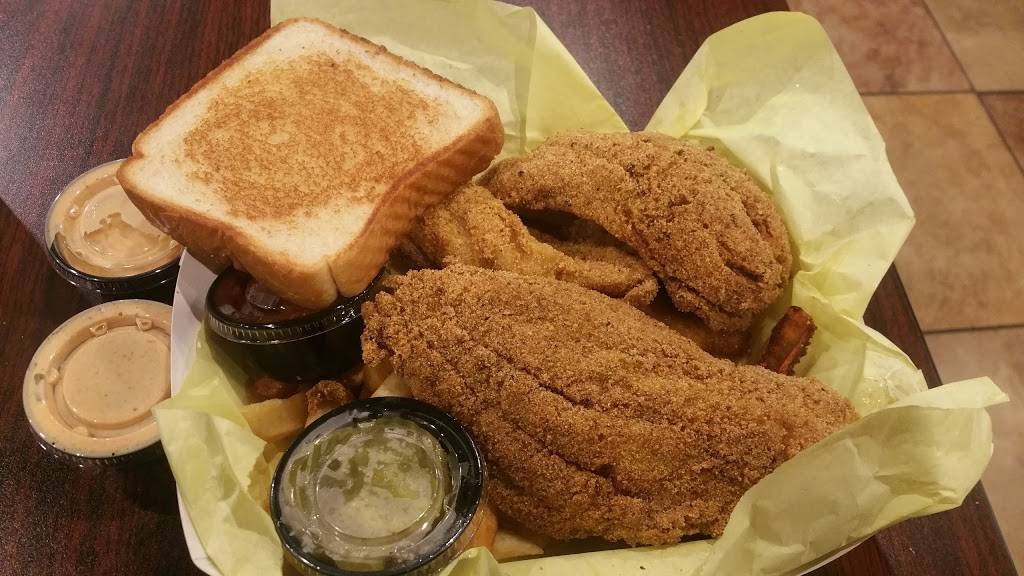 Wings & More | restaurant | 7455 S Westmoreland Rd, Dallas, TX 75237, USA | 9722830404 OR +1 972-283-0404