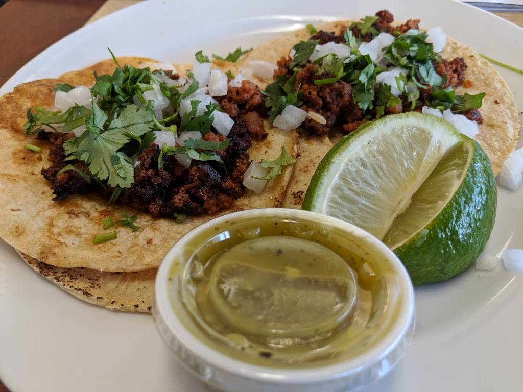 La Tienda Mexicana Las isabelas | restaurant | 305 1st Ave SW, Hickory, NC 28602, USA | 8283241606 OR +1 828-324-1606