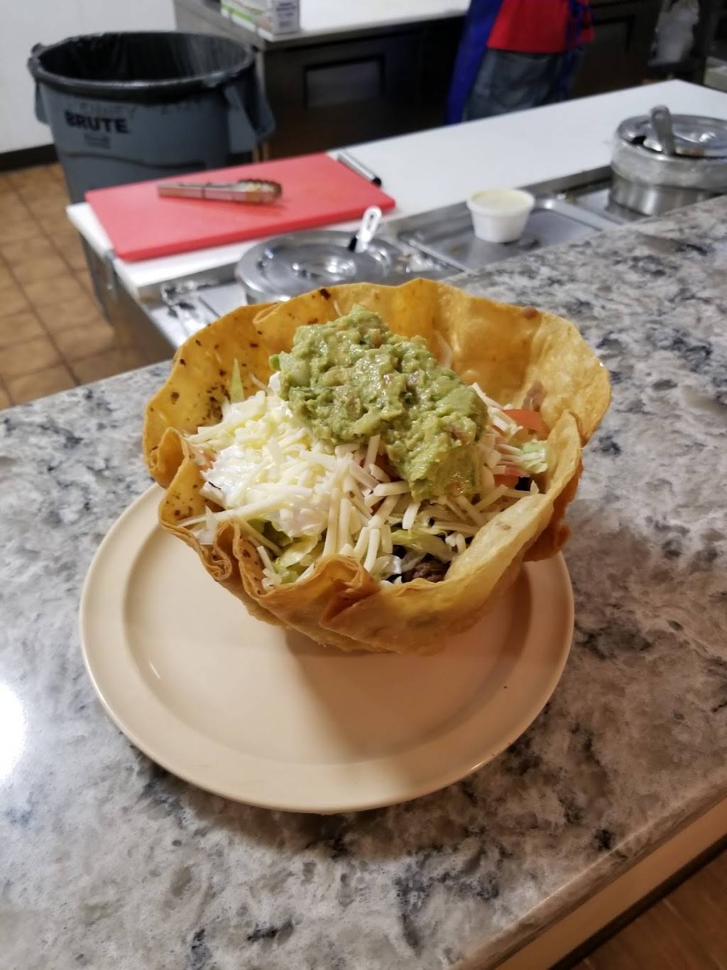 Tacos El Rio | restaurant | 6070 E, IL-17, Kankakee, IL 60901, USA | 8156143332 OR +1 815-614-3332