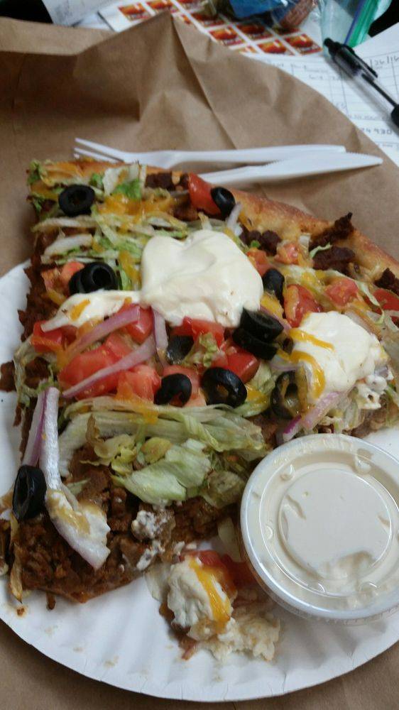 Paveses | restaurant | 86 Vineyard Ave, Highland, NY 12528, USA | 8456918446 OR +1 845-691-8446