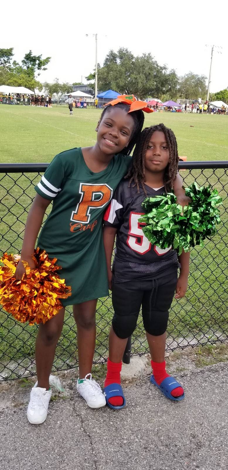 SmallDawgs llc | meal takeaway | 2335 Superior St, Opa-locka, FL 33054, USA | 7543000923 OR +1 754-300-0923