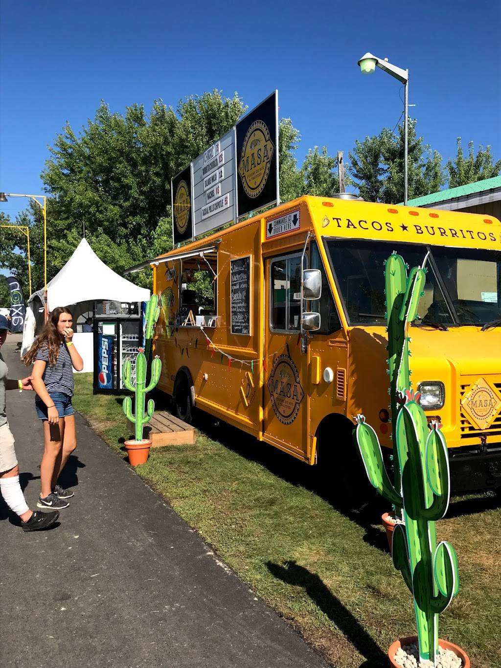 Le Bistro M. | restaurant | 101 Rue du Ciel, Bromont, QC J2L 2X4, Canada | 4509191819 OR +1 450-919-1819