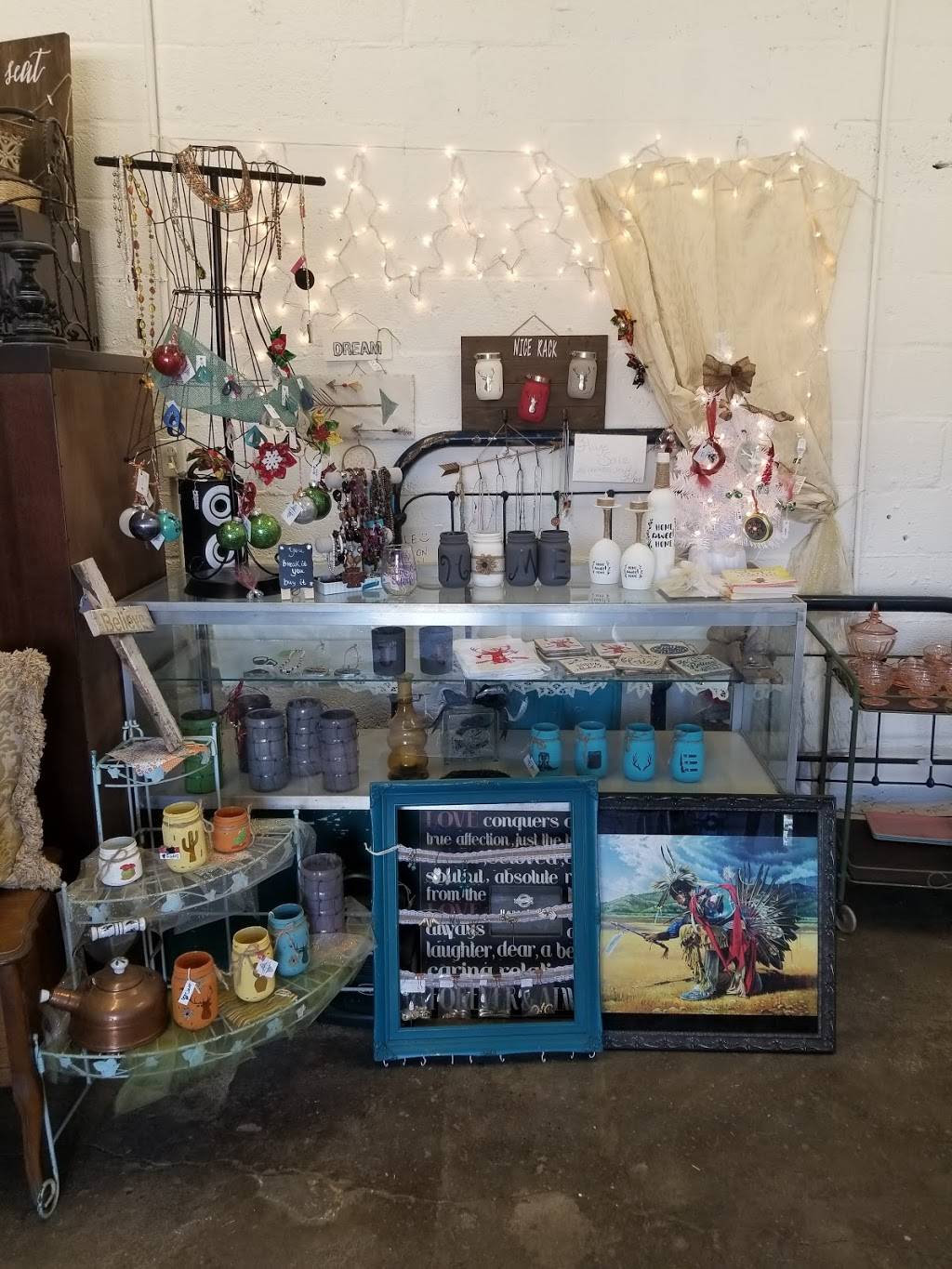 Shop Downtown Cleburne | shopping mall | 902 S Main St suite b, Cleburne, TX 76033, USA | 8172401945 OR +1 817-240-1945