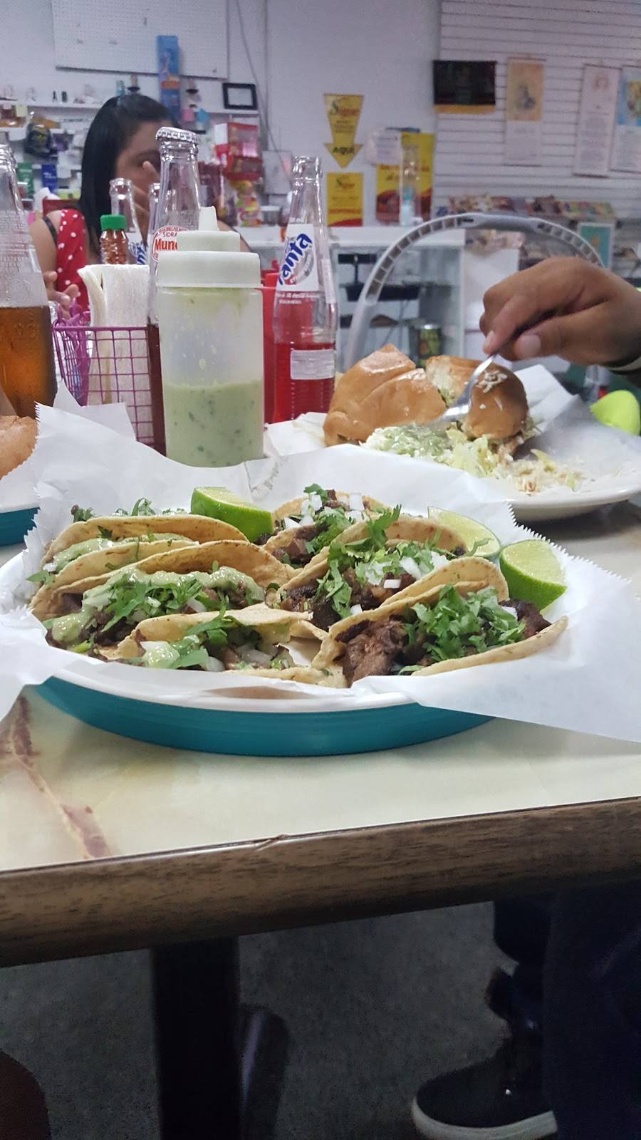 Mi Roca Fuerte | restaurant | 1500 N Main St, Monticello, KY 42633, USA | 6063408056 OR +1 606-340-8056