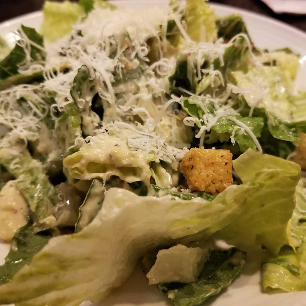 Carrabbas Italian Grill | meal takeaway | 5701 Vineland Rd, Orlando, FL 32819, USA | 4073557277 OR +1 407-355-7277