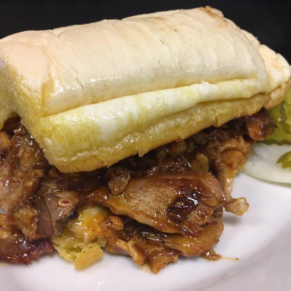 Goldies Trail Bar-B-Que | restaurant | 2430 S Frontage Rd, Vicksburg, MS 39180, USA | 6016369839 OR +1 601-636-9839