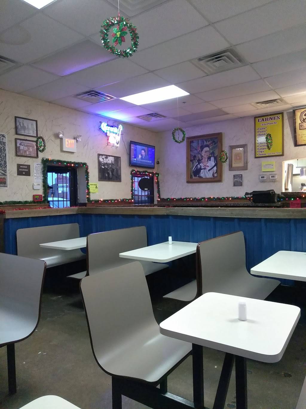 El Paisa | restaurant | 10091 Harry Hines Blvd, Dallas, TX 75220, USA | 2143669789 OR +1 214-366-9789