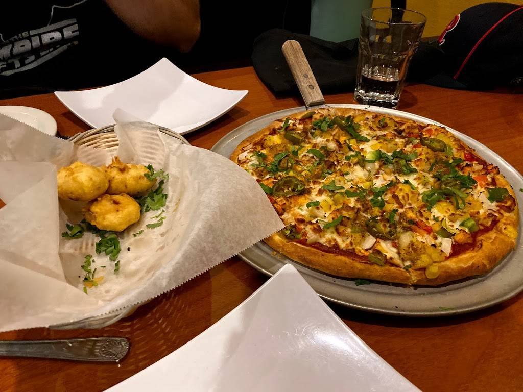 Curry & Crust Indian Cuisine Desi Pizza | restaurant | 4950 NE Belknap Ct, Hillsboro, OR 97124, USA | 5039926363 OR +1 503-992-6363