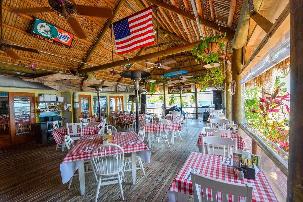 Conchy Joes Seafood | restaurant | 3945 NE Indian River Dr, Jensen Beach, FL 34957, USA | 7723341130 OR +1 772-334-1130