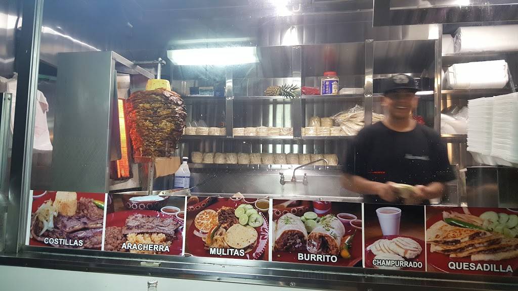 Tacos El Caporal | restaurant | 2875 Ventura Blvd, Oxnard, CA 93036, USA | 8058227664 OR +1 805-822-7664