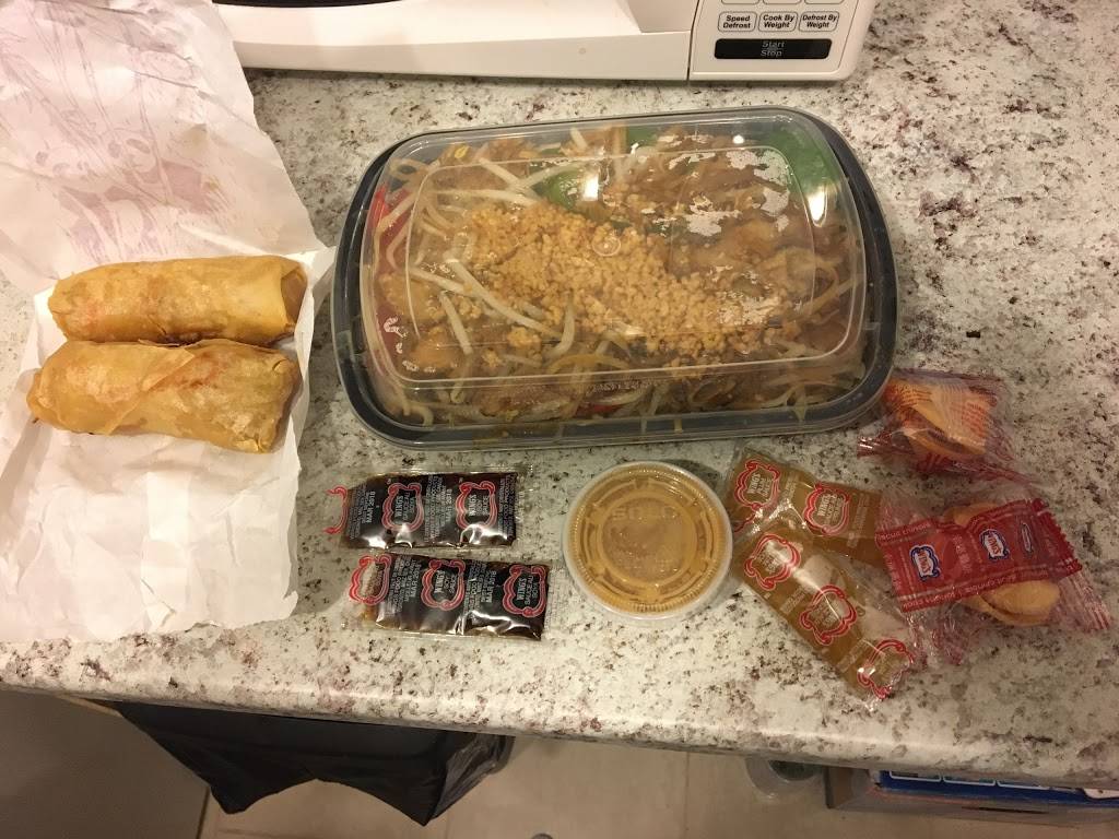 Little Panda Restaurant | meal takeaway | 389 Wharncliffe Rd S, London, ON N6J 2M2, Canada | 5196450880 OR +1 519-645-0880