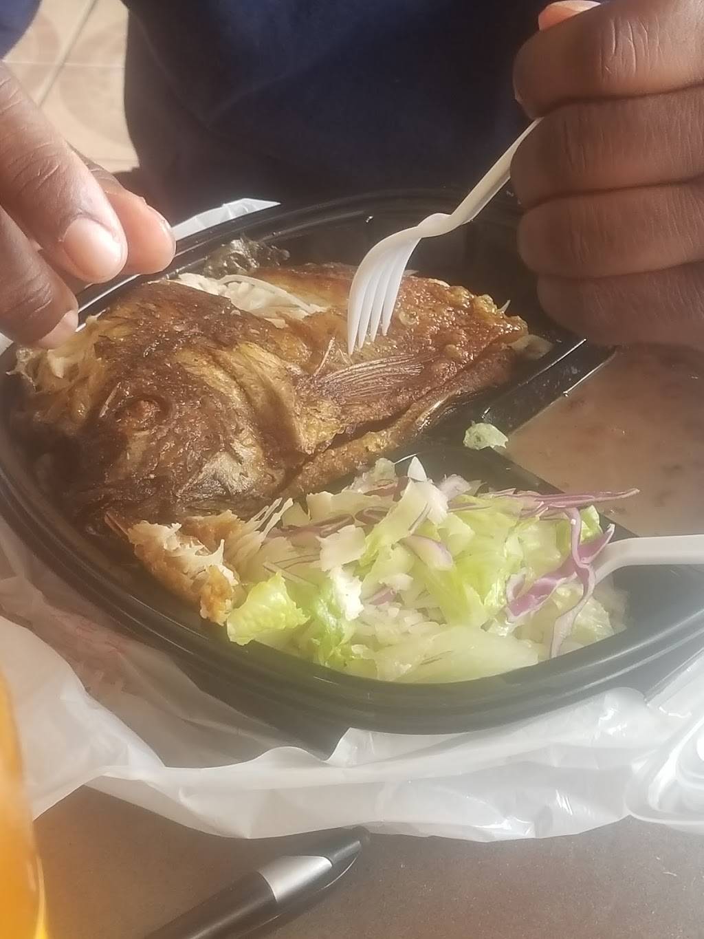 La llamarada mexican food | restaurant | 2877 Summer Ave, Memphis, TN 38112, USA | 9012624132 OR +1 901-262-4132