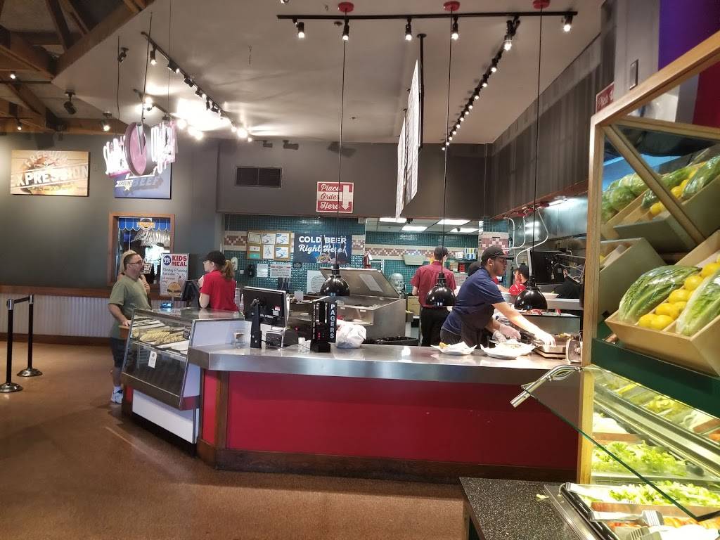 Fuddruckers | restaurant | 7704 W Bell Rd, Glendale, AZ 85308, USA | 6239798826 OR +1 623-979-8826