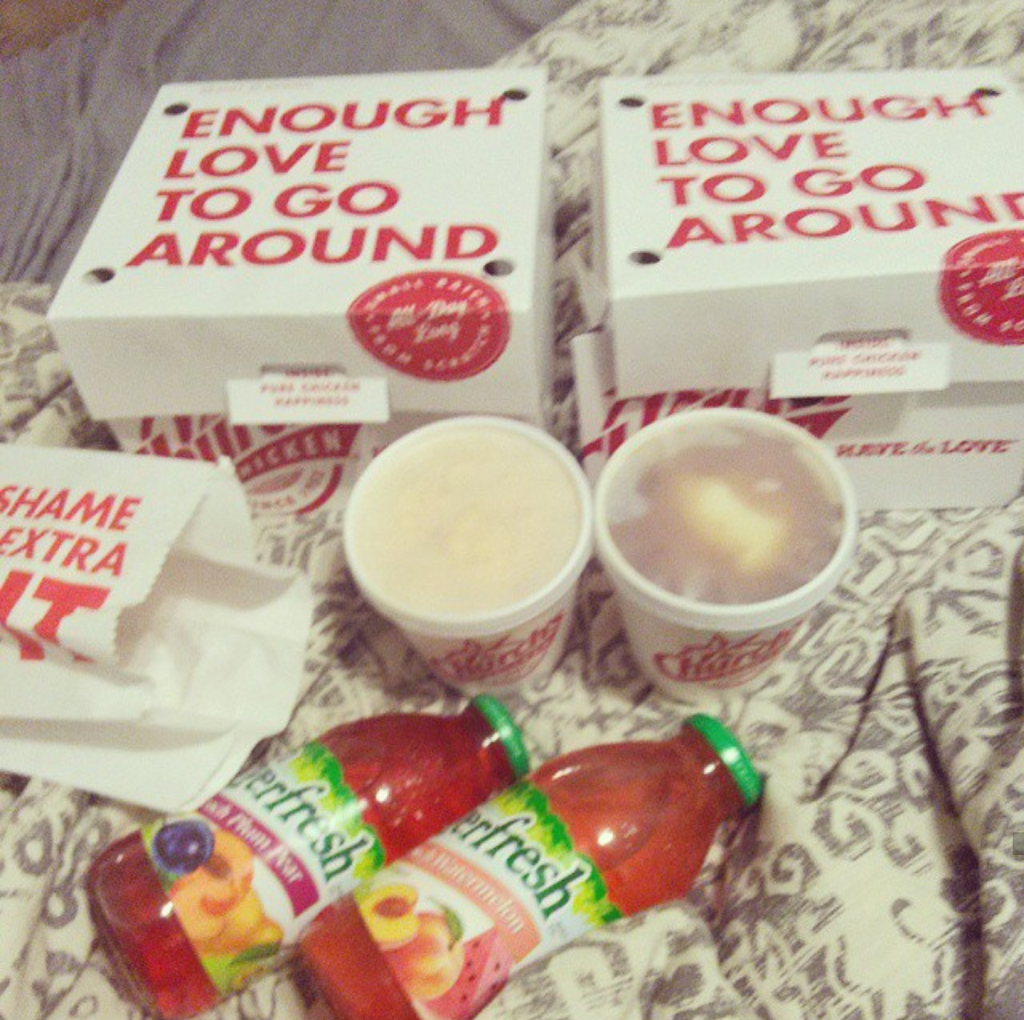 White Castle | restaurant | 30105 Plymouth Rd, Livonia, MI 48150, USA | 7344222730 OR +1 734-422-2730