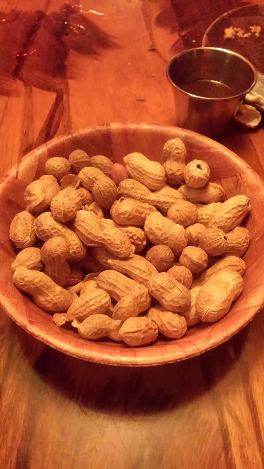 Clearmans North Woods Inn of Covina | restaurant | 540 N Azusa Ave, Covina, CA 91722, USA | 6263317444 OR +1 626-331-7444