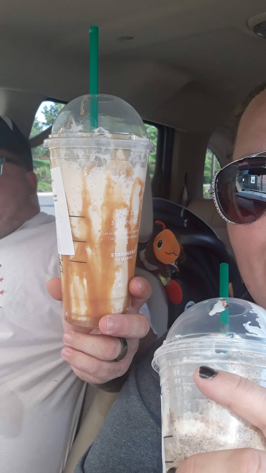 Starbucks | cafe | 943 Pleasant Grove Blvd #100, Roseville, CA 95678, USA | 9167919288 OR +1 916-791-9288